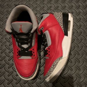 Jordan 3 unite.